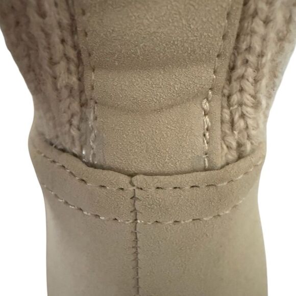 Mia Kara Knit Cuff Lug Sole Chelsea Boot Sand Tan Women’s Size 7 - Picture 13 of 14